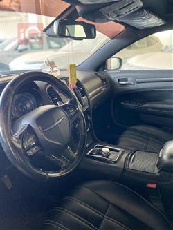 کرایسلەر 300